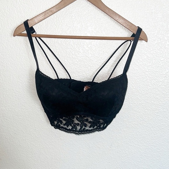 Pink Victoria's Secret Black Push Up Lace Hook Closure Bralette New - Picture 1 of 13